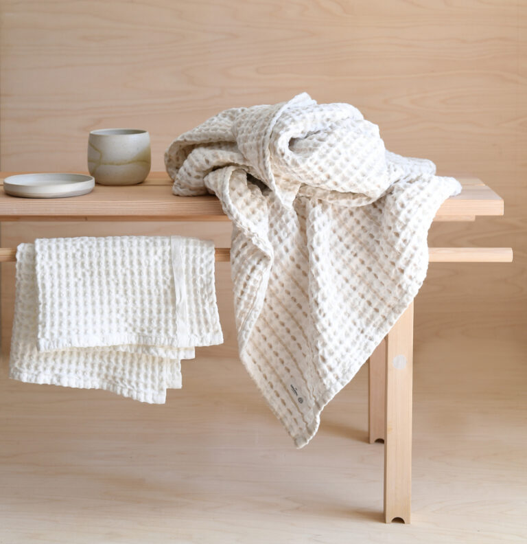 1029-205_big_waffle_towel_and_blanket_natural_white_stone_lifestyle